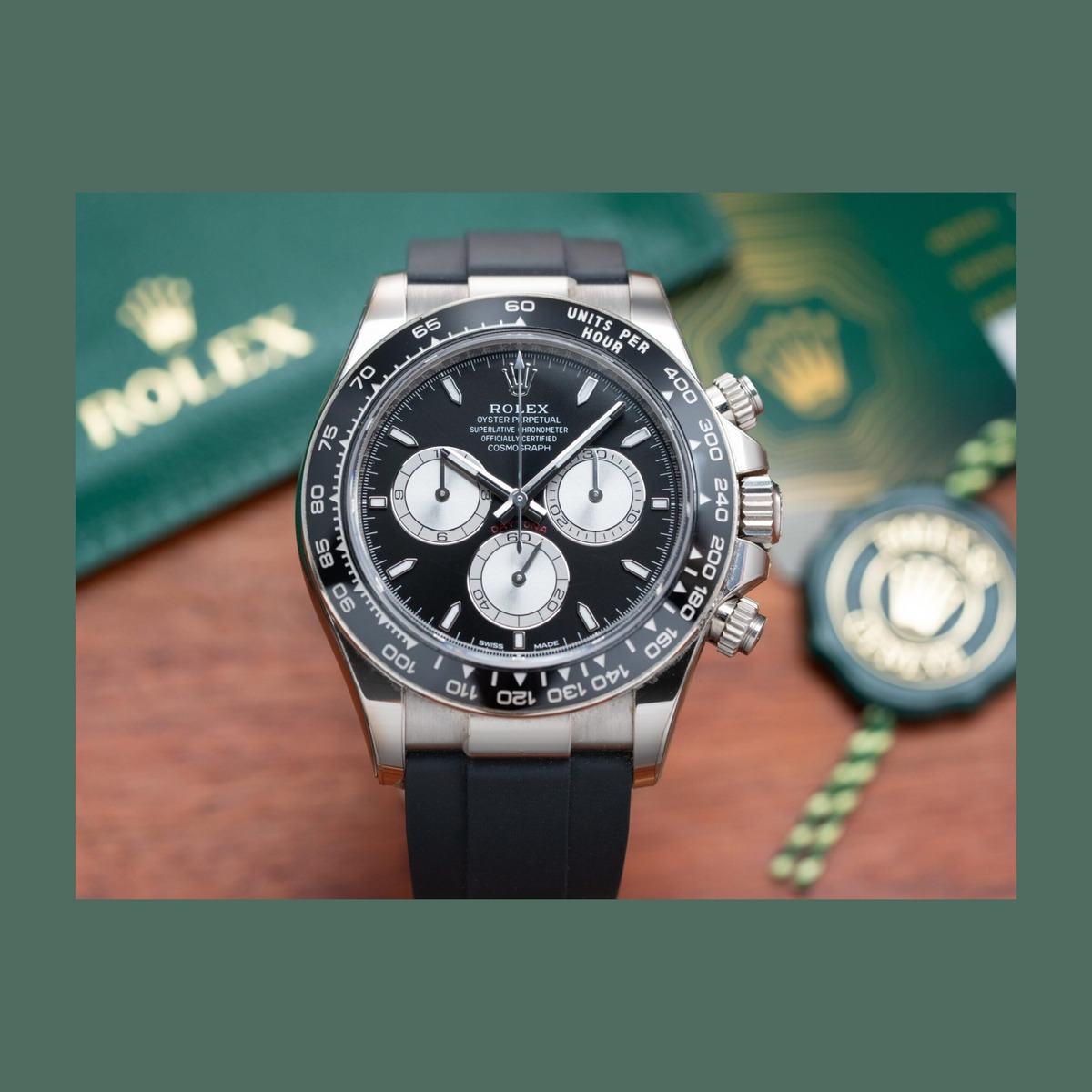 Rolex Cosmograph Daytona 126519LN 18k white gold with black dial and Oysterflex strap