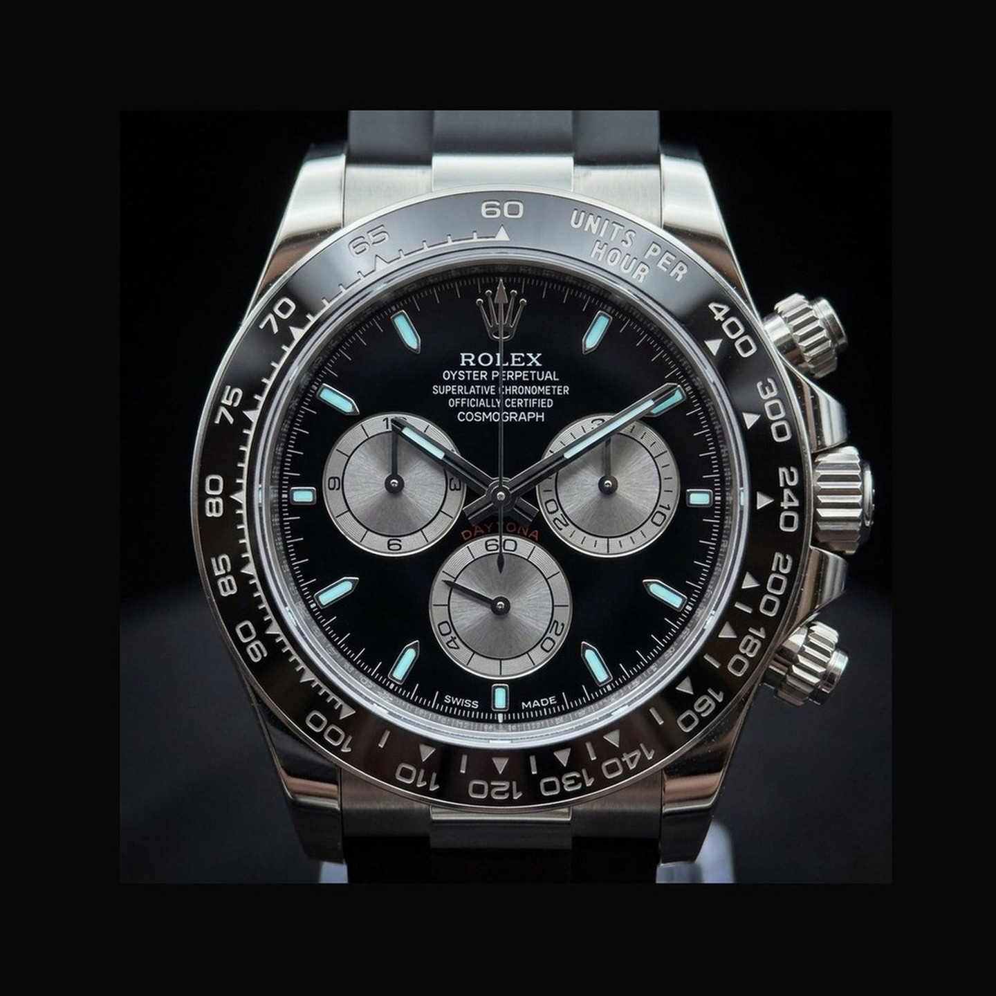 Rolex Cosmograph Daytona 126519LN 18k white gold with black dial, silver subdials and Oysterflex strap