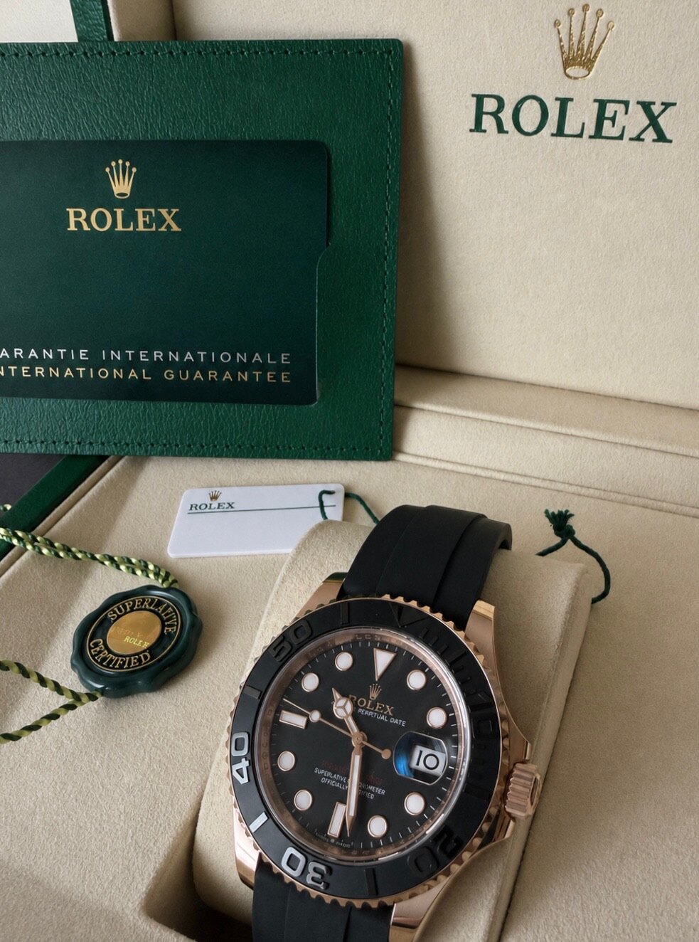 Rolex Yacht-Master 40 126655 Everose on Oysterflex with International Guarantee card and Superlative Certified seal